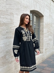 เสื้อคลุมอินเดียสำหรับผู้หญิงผ้าคอตตอนสีขาวผ้า100% ปักลายมาใหม่อินเดีย - Product Image 4