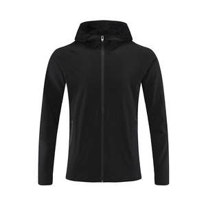 Veste coupe-vent légère à capuche pour homme, idéale pour la gym, les sports de plein air, séchage rapide, respirante, en polyester uni. - Product Image 3