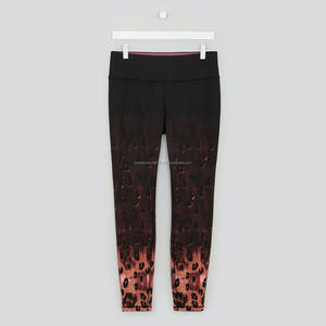 Pantalon de yoga de fitness taille haute pour femme Leggings à imprimé animal avec logo personnalisé de haute qualité Active Wear par sublimation - Product Image 4