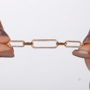 สร้อยข้อมือเพชรเลี้ยงแบบมินิมอล ทองคำขาว 14K ประดับเพชร 0.33 กะรัต ดีไซน์แบบคลิปหนีบกระดาษ สำหรับผู้หญิง สวมใส่ในงานปาร์ตี้ - Product Image 6