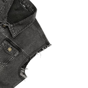 Gilet en jean noir pour homme, col rabattu, bords effilochés, coupe décontractée, veste sans manches légère pour l'automne - Product Image 6