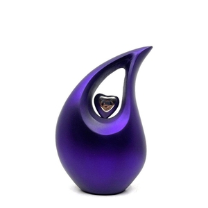 Urna Funeraria de Aluminio Premium en Morado y Dorado con Corazón Pulido - Urna Conmemorativa en Forma de Lágrima para Cenizas Humanas de Adultos - Product Image 4