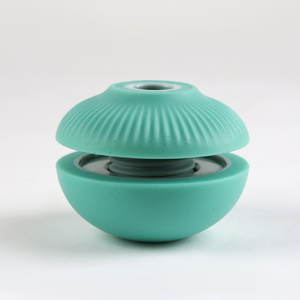 Support pour friandises pour animaux de compagnie, design coquille TPE, pour friandises longues, taille standard, style moderne - Product Image 4