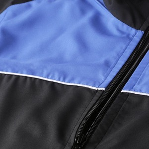 Conjunto Deportivo Personalizado para Hombre en Negro y Azul con Bloques de Color, Chaqueta con Cierre Completo y Pantalones de Poliéster y Algodón para Correr y Hacer Ejercicio - Product Image 6