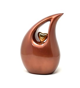 Fabricant en gros Uzair Handicrafts – Nouvelle urne funéraire artisanale au design innovant, fournisseur de urnes en métal émaillé en forme de goutte d'eau, nouveau look - Product Image 1