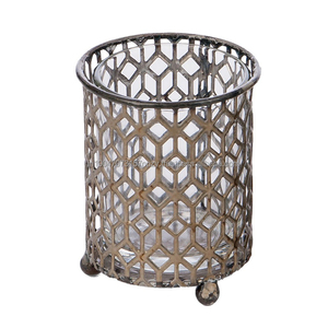 Venta al por mayor de portavelas de metal hecho a mano, forma personalizada para Decoración de mesa de cocina disponible a granel en cantidad - Product Image 4