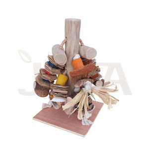 Station de jeu durable en bois pour petits animaux Java – Jouets pour hamsters et lapins de taille moyenne - Product Image 1