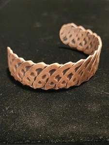 Bracelets Manchette Magnétiques Unisexe Style Rétro Européen et Américain, Géométriques, Croix, Inspirants, pour l'Arthrite - Product Image 4