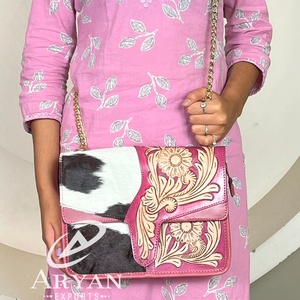 Large Capacity New Arrival 2026 Floral Tooled & Cowhide Genuine <b>Leather</b> Crossbody <b>Bag</b> Western Bohemian Women's <b>Messenger</b> Handbag - Product Image 1