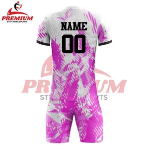 Ensemble d'uniformes de football de haute qualité à manches courtes, 100 % polyester, séchage rapide, uniformes de football sublimés et logo personnalisé - Product Image 5