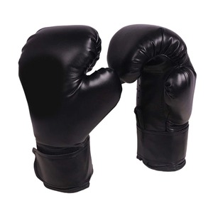 Gants de boxe en cuir noir à doigts entiers avec fermeture à lacets au poignet pour adultes - Product Image 1