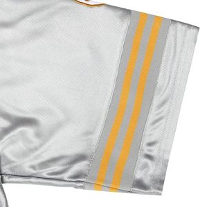 Camiseta de Fútbol Retro para Hombre, Manga Corta, Cuello en V, Transpirable, de Secado Rápido, con Malla, Personalizable con Nombre y Número, OEM - Product Image 4