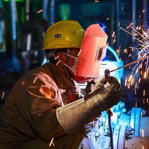 Gants de soudure en cuir de vachette haute performance, résistants à la chaleur et aux étincelles, gants de pompier robustes, logo personnalisé - Product Image 6