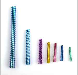 Plaque de reconstruction orthopédique vétérinaire droite de 2,4 mm en acier inoxydable chirurgical pour os - Product Image 5