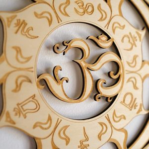 Arte Mural Flor de la Vida con Om, Rejilla de Cristal de Madera, Decoración de Pared de Geometría Sagrada, Escultura Espiritual para el Hogar y Espacio de Meditación - Product Image 5