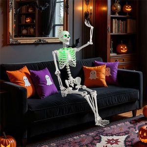 Scheletro di Halloween a grandezza naturale da 1,68 m con luci LED verdi preinstallate (occhi/petto), articolazioni completamente posizionabili, decorazione di Halloween in PP+PE - Product Image 5