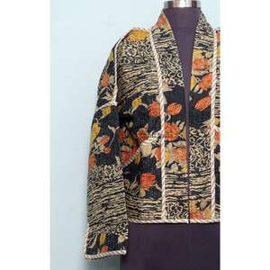 Chaqueta Kantha de Algodón Cosida a Mano para Mujer, Diseño Reversible con Parches Bordados y Elegante Bordado Kantha - Product Image 2