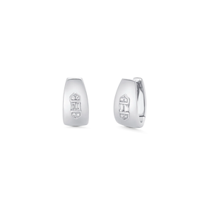 Boucles d'oreilles Huggie Premium en Or Blanc 10K avec Diamants Taille Émeraude et Taille Brillant Rond, Sertissage en Chaîne - Product Image 1