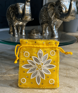 Pochettes ethniques en forme de potli pour le travail des perles faites à la main pour le mariage Sacs à cordon pour le retour Sacs cadeaux Pochettes - Product Image 3