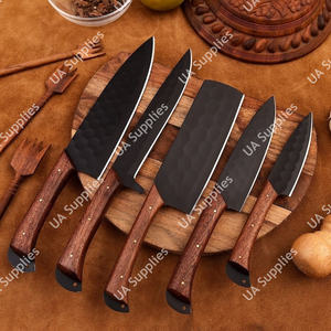 Juego de Cuchillos de Chef Profesionales Hechos a Mano de Acero Inoxidable con Recubrimiento de Polvo Negro, Mango Ergonómico de Madera de Palisandro Natural, Afilado Extremo, OEM/OBM, MOQ Bajo - Product Image 3