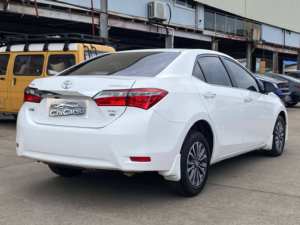 El Auto Usado Más Vendido en China 2017 2018 2019 2020 Toyota Corolla 5 Plazas 1.2T Auto Usado de Gasolina Autos Usados Baratos en Venta - Product Image 3