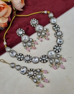 Delicate Hexagon Cut Kundan Stone Necklace <b>Set</b> With Earrings And Mangtika Designer Gold Plated Festive Party Wear <b>Jewellery</b> <b>Sets</b> - Product Image 1