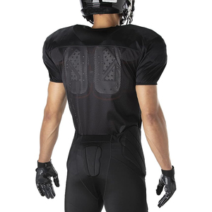 Ensemble d'uniformes de football américain pour adultes avec logo personnalisé, confectionné avec des matériaux de haute qualité, respirant, anti-humidité, antibactérien, séchage rapide, short - Product Image 4