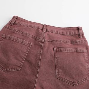 Shorts en jean déchirés taille haute pour femme, style décontracté d'été, couleur unie, coupe boyfriend, avec ourlet effiloché et trous. - Product Image 3