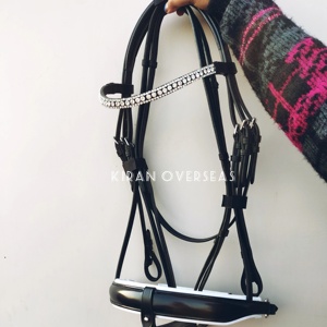 Bridon de cheval en cuir véritable de haute qualité avec cristaux blancs, modèle Ko-2030, taille complète, fabriqué en Inde, emballage en sac polyéthylène - Product Image 1
