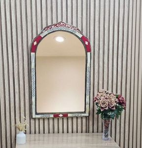 Cadre de miroir décoratif personnalisé de haute qualité, luxueux, artisanal, en bois naturel avec incrustations de nacre, pour la décoration, en provenance d'Inde. - Product Image 1