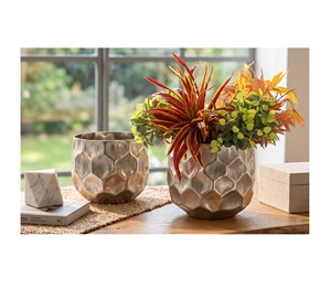 Premium Fancy Aluminum Nickel Plated Indian Classic Look Flower <b>Vase</b> Metal Design Premium Colourful Home Wedding Decoration <b>Vase</b> - Product Image 1