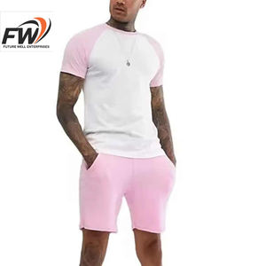 Conjunto de camisa y pantalones cortos de verano para hombre, conjuntos cortos para moda masculina, camisetas transpirables y pantalones cortos a juego. - Product Image 1
