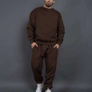 Conjunto de chándal de forro polar grueso personalizado para hombre, sudadera con capucha y pantalones de chándal lisos grises, ropa de calle, venta al por mayor, chándales de jogging oversize para hombre - Product Image 4