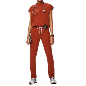 Uniforme Clínico de Alta Calidad con Diseño Ergonómico, Abertura Lateral para Mayor Movilidad, Traje de Asistente para Mujer - Product Image 2