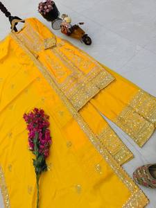 Elegant <b>Green</b> <b>Silk</b> Salwar Kameez With Gold Embroidery Ankle-Length Traditional Wear For Women India Pakistan Wedding - Product Image 2
