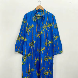 ชุดคลุมชายหาดผ้าฝ้ายสีน้ำเงินลายต้นปาล์มเขตร้อน - Product Image 1