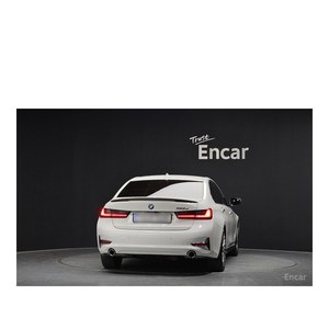 BMW Serie 3 320d Luxury 2020, Volante a la Izquierda, Emisión Euro V, Diésel, Automático, con Cámara Trasera y Asientos de Cuero, 88,824 km - Product Image 4