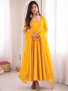 Salwar Kameez en coton jaune avec broderie de perles, coupe ample, longueur cheville, tenue traditionnelle indienne et pakistanaise pour femmes, idéale pour les mariages - Product Image 2