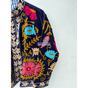 Wholesale <b>Velvet</b> Embroidered Jacket <b>Women's</b> Mandarin Collar Full Sleeve Floral Design Handmade Autumn <b>Coat</b> - Product Image 2