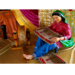 Estatua Moderna y Ligera de Dama Punjabi en Fibra de Vidrio con Decoración de Escenario Chaj Mehndi para Parejas de Boda a Precios Accesibles en Sídney - Product Image 1