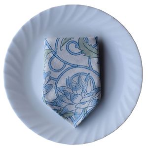 Lot de 2 serviettes en coton imprimées à la main 45x45 cm, motif floral bleu lotus classique japonais, pour la décoration de table, lavables en machine - Product Image 3