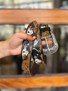 Ceinture florale en cuir véritable fait à la main et peinte à la main occidentale Nouvelle arrivée Ceinture en cuir usiné unisexe - Product Image 3