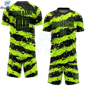 Uniforme de Fútbol Personalizado de Alta Calidad, Conjunto de Camiseta y Pantalones Cortos de Fútbol, Impresión Profesional, 100% Poliéster, Secado Rápido, Transpirable - Product Image 4
