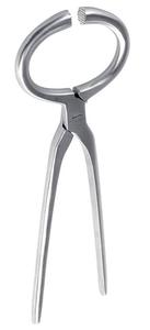 Esta imagen muestra un instrumento quirúrgico, específicamente un tipo de pinza para toallas o fórceps. Está hecho de acero inoxidable pulido. - Product Image 6