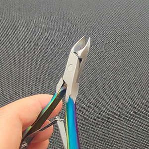 Ciseaux à cuticules en acier inoxydable, outils de manucure et de pédicure - Product Image 2