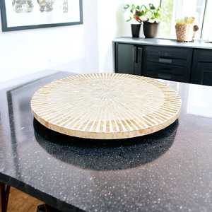 Bandeja giratoria Lazy Susan de mosaico de nácar hecha a mano, organizador giratorio premium para mesa, cocina y decoración del hogar - Product Image 3