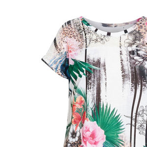 Camiseta de Lona Sublimada de Nuevo Diseño para Mujer, Transpirable, Antiarrugas, de Secado Rápido, con Logotipo Personalizado al por Mayor - Product Image 5