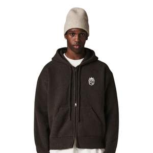 Brown Knit ZipUp <b>Hoodie</b> with Emblem Cozy Casual Wear for <b>Men</b> and Women Stylish Zip <b>Hoodie</b> with Logo for Daily Comfort - Product Image 6