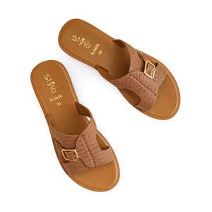 รองเท้าผู้หญิงสีน้ำตาลลำลองส้น CL5406นุ่ม - Product Image 1