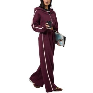 Conjunto Deportivo Corto para Mujer, Diseño de Alta Calidad en Color Sólido, Manga Larga y Cierre de Cremallera, Precio al por Mayor para Pedidos al por Mayor - Product Image 1